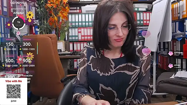 Classyladyrellax toy fun - 2024/02/02