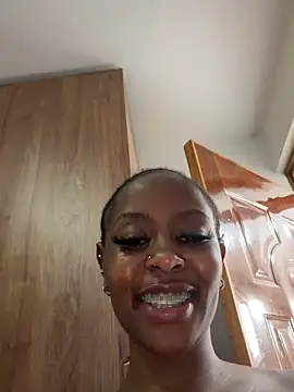 Rose_berry deepthroat camshow - 2024-11-13