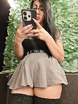 Isabellitasexi38 double blowjob camshow
