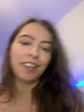 Eleonoree oiled show