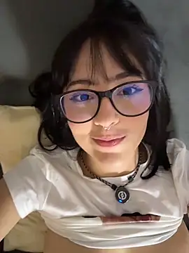 HinaSweet pusssy show