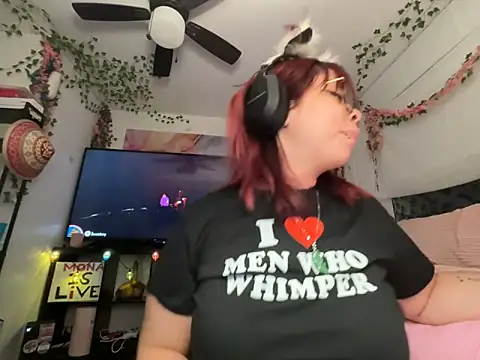 Moan4mona squirt show
