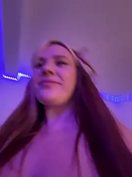 AnjaAmelia ass play - 10-12-2024