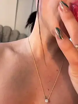 HannaBeckett hot show