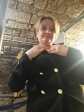 Lady_charlyne camshow